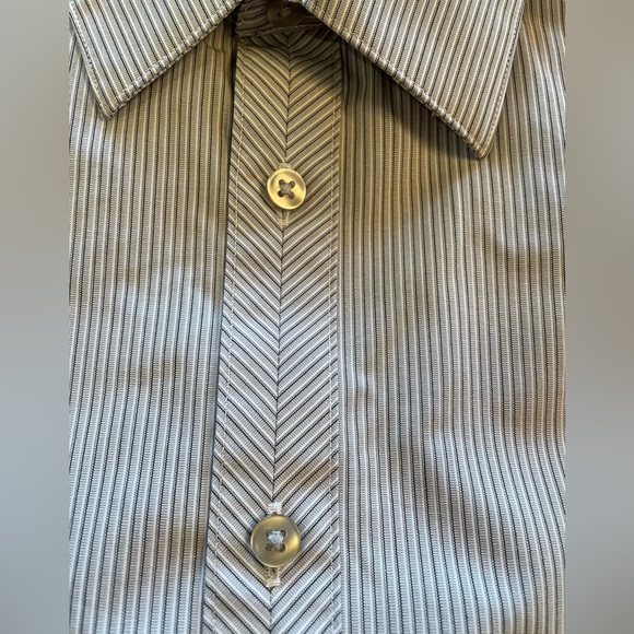 Calvin Klein - non iron - slim fit - 15 1/2 - 32/33 - Picture 3 of 8